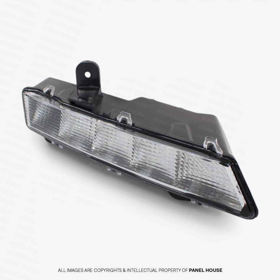 LED DRL light RIGHT fits Holden Commodore VF 2013 - 2017 SV6 SS SSV Calais RH