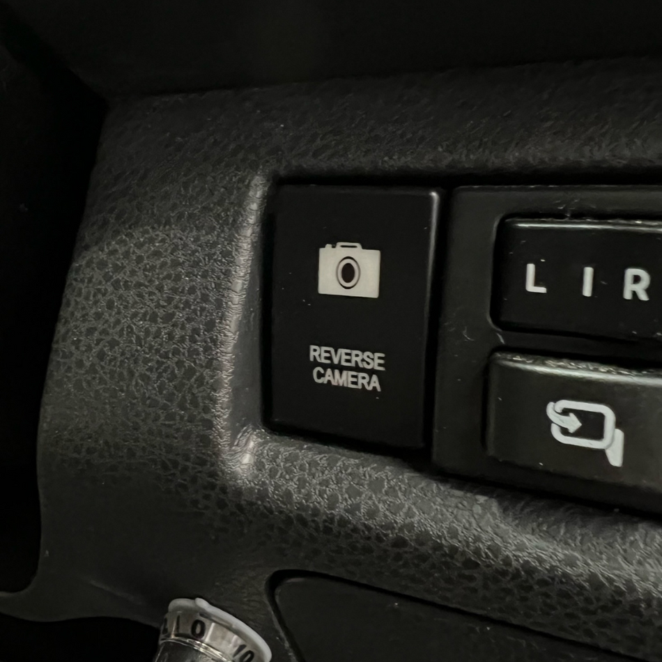 Camera Dash Panel Switch: Isuzu Dmax 20+ | MU-X 21+| Mazda BT50 20+