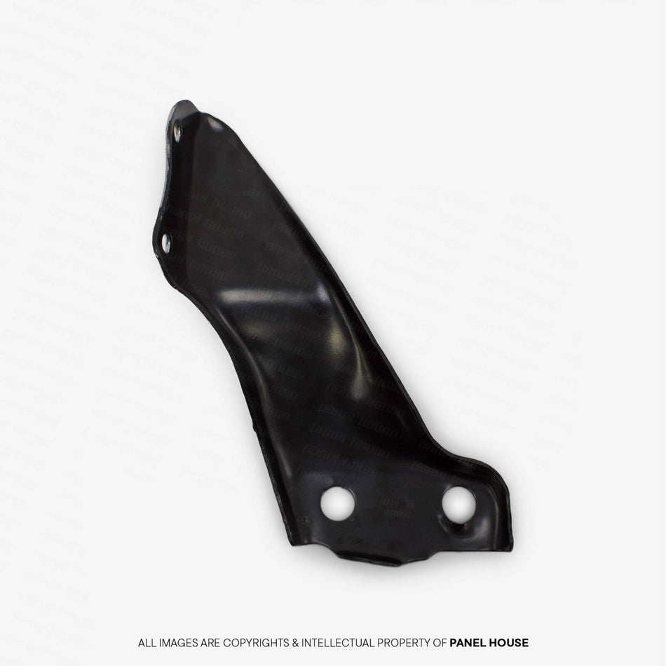 N60 Front Bumper Bar Centre Bracket Right Fits Toyota Hilux 2WD 4WD 11/2001 - 01/2005 RH