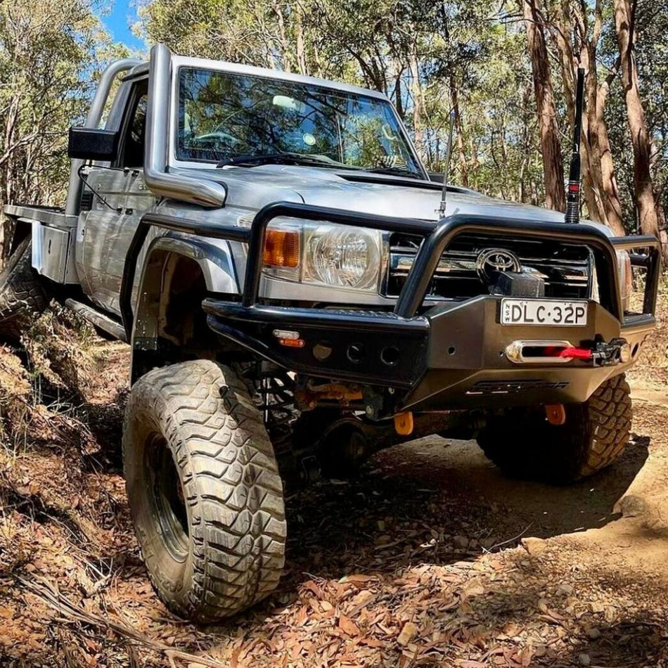 79 Series SINGLE Cab Toyota Landcruiser Azza Bull Bar