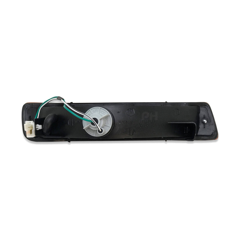 Indicator LEFT Front Amber Fits Toyota Landcruiser 80 Series