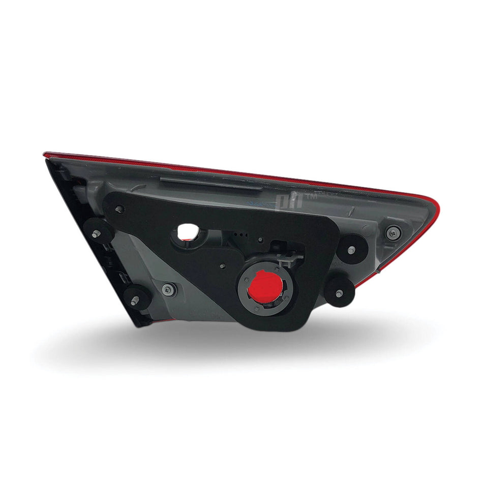 Tail Light Inner Garnish RIGHT fits Hyundai i30 GD 3 & 5 Door Hatch 2012 - 2017