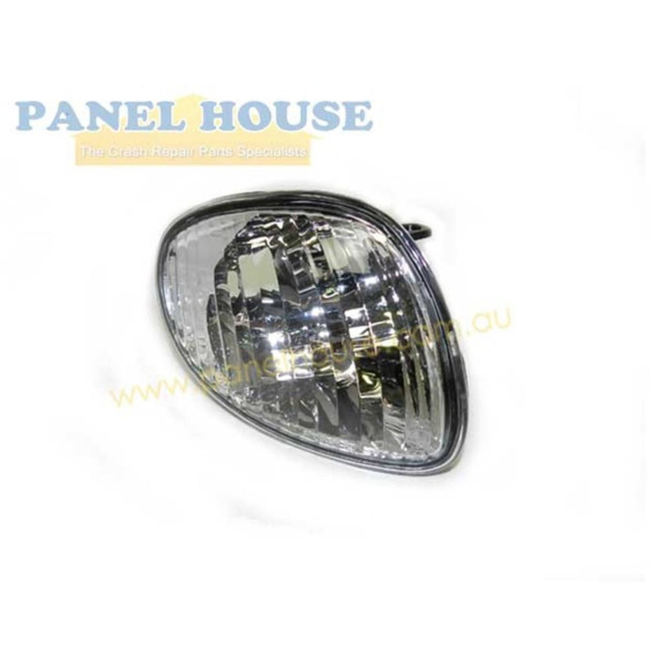 Corner Indicator Light RIGHT Fits Toyota Corolla AE112 Hatchback 1999 - 2001