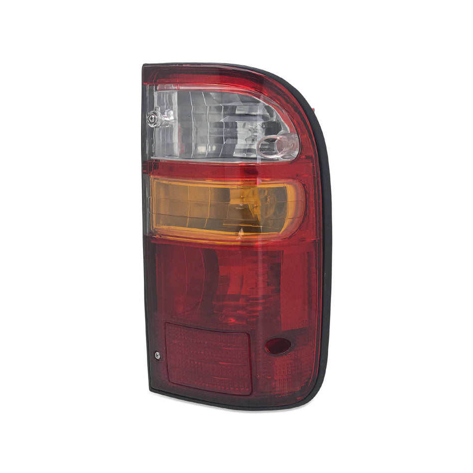Tail Light RIGHT Fits Toyota Hilux Ute SR5 4WD 2001 - 2005