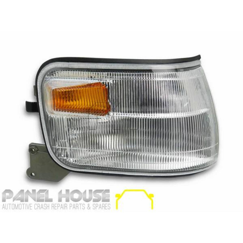 Corner Indicator Park Light LEFT Fits Mitsubishi L300 SJ Express 2000 - 2010