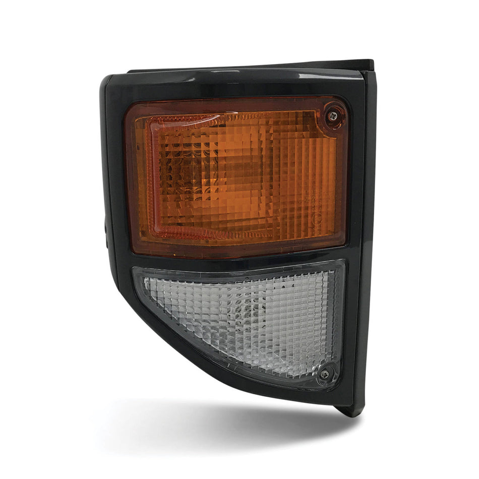 Corner Indicator Light RIGHT Black Fits Toyota Landcruiser 78 79 series 1999 - 2007