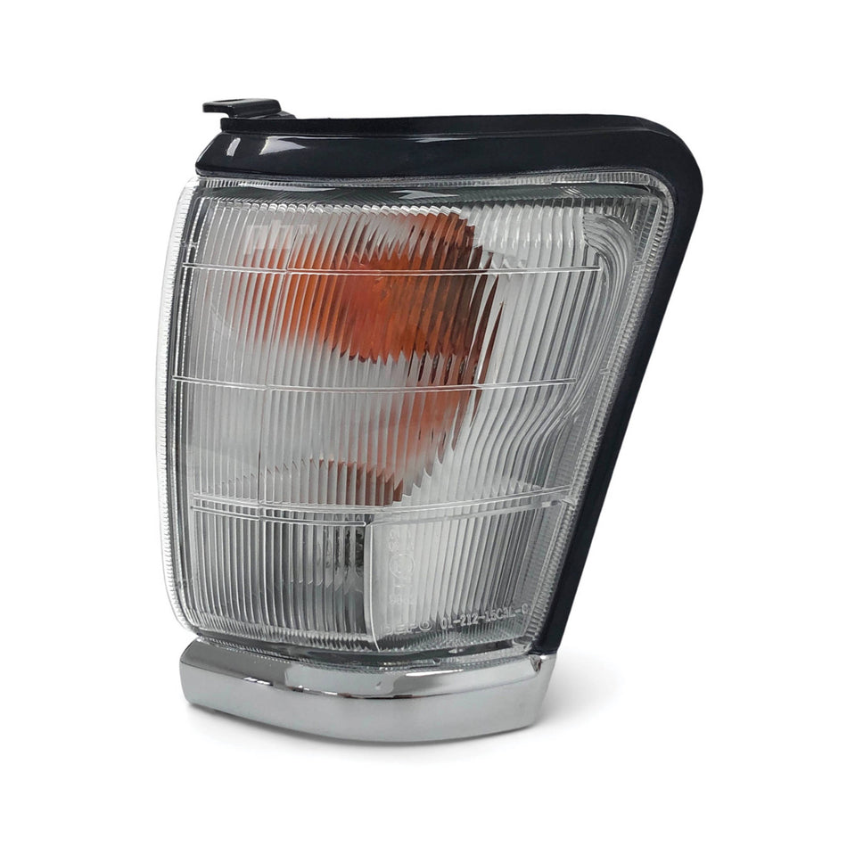 Corner Indicator Park Light Chrome LEFT Fits Toyota Hilux SR5 4WD 1997 - 2001