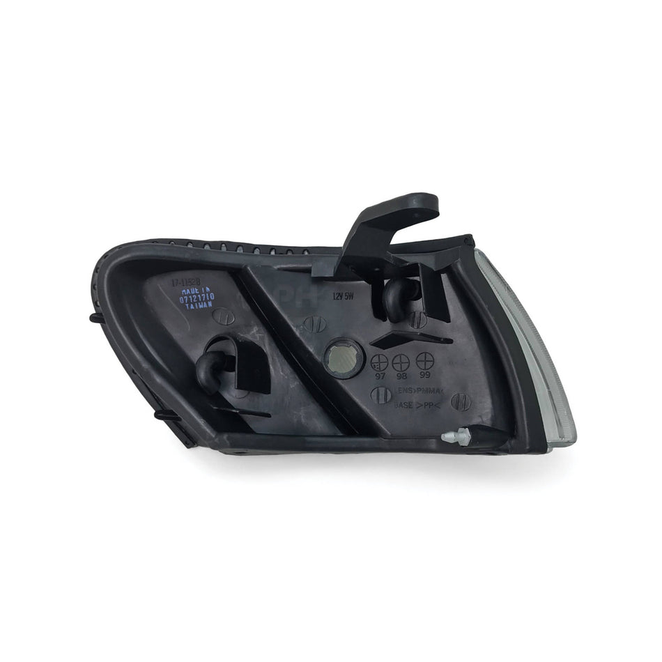 Corner Park Light LEFT Fits Toyota Corolla AE101 AE102 Sedan 1994 - 1998