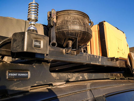 Front Runner - Potjie Pot/Dutch Oven AND Carrier - by Front Runner - 4X4OC™ | 4x4 Offroad Centre