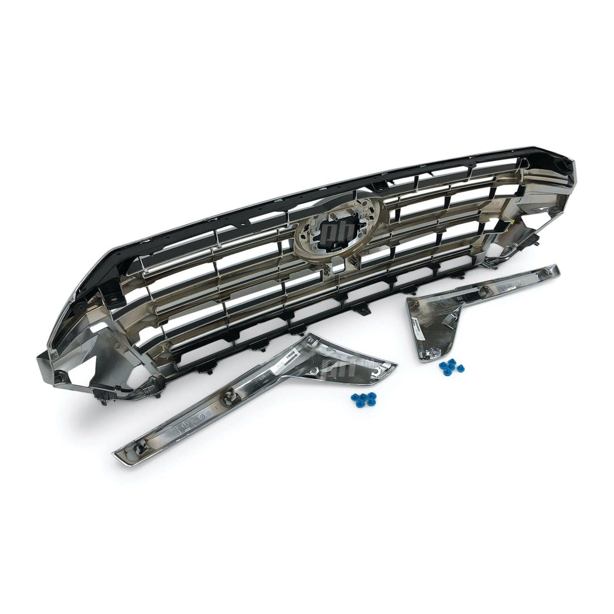 Panel House - Grill Chrome Camera Type Fits Toyota Landcruiser 200 Series 2015 - GXL VX Sahara - 4X4OC™ | 4x4 Offroad Centre